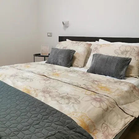 Apartment M